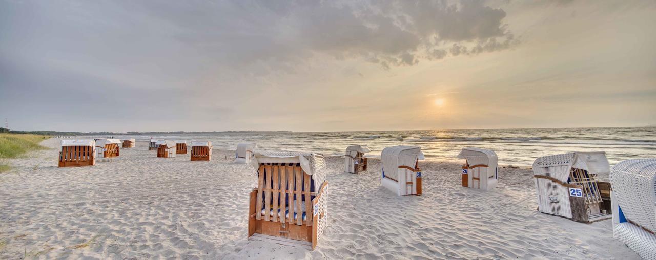 Aquamaris Strandresidenz Ruegen Juliusruh Buitenkant foto